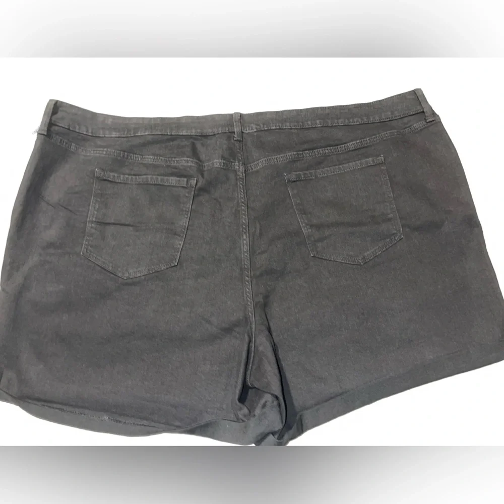 Old Navy Womens 30 Plus Boyfriend‎ Cuffed Back Jean Distressed Denim Shorts